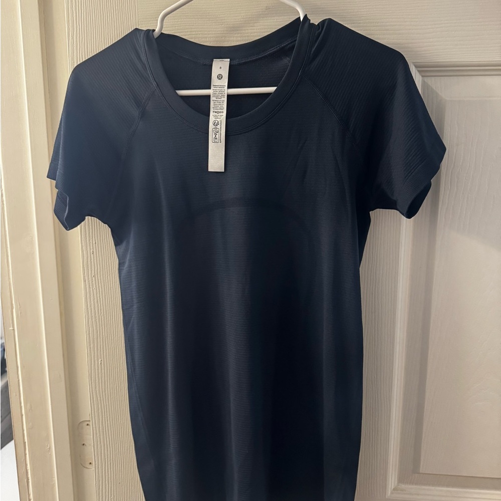 lululemon athletica Black Short-Sleeve Performance Tee